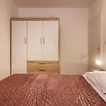 Mare2 With Pool, Sea View And Hydromassage *