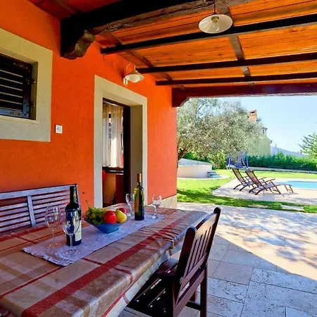 Villa Mare2 With Pool, Sea View And Hydromassage