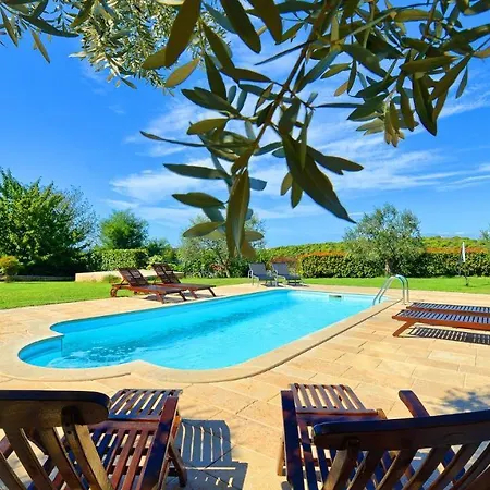 Villa Mare2 With Pool, Sea View And Hydromassage *